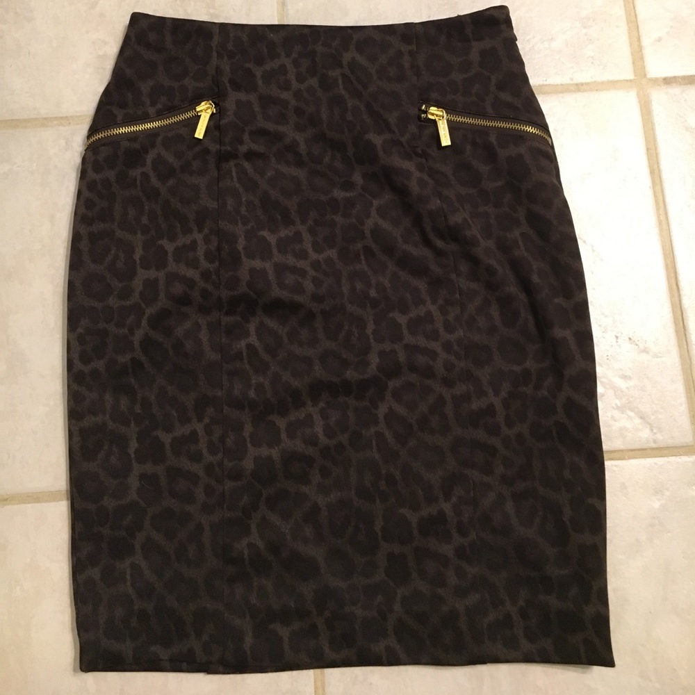 Michael Kors Cheetah print pencil skirt