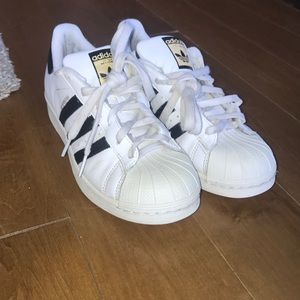 Adidas superstar sneakers women's 6