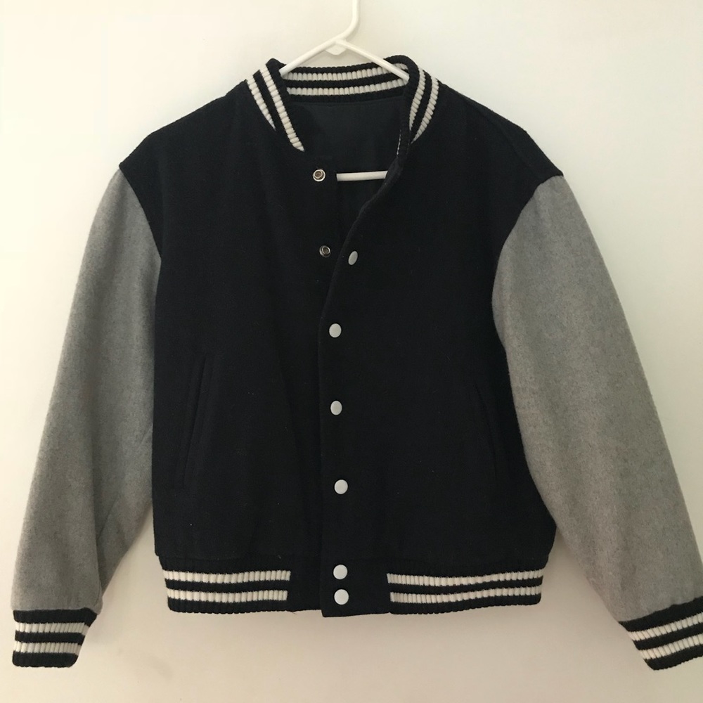 BRANDY MELVILLE reversible letter jacket