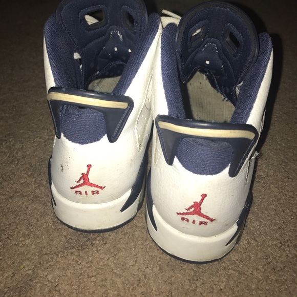Jordan 6s - Picture 2 of 4