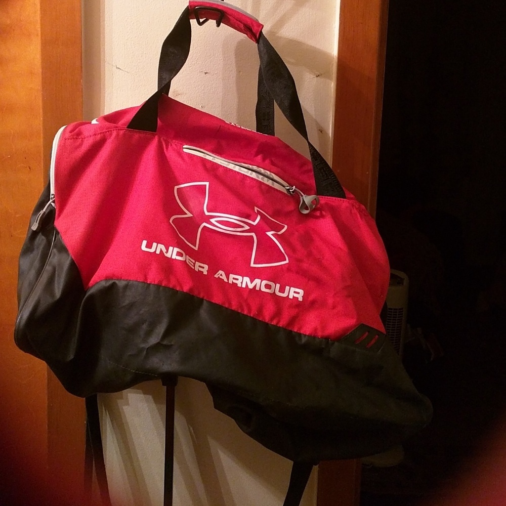 Under amour travel gym bag
