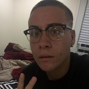 Meet your Posher, Juan