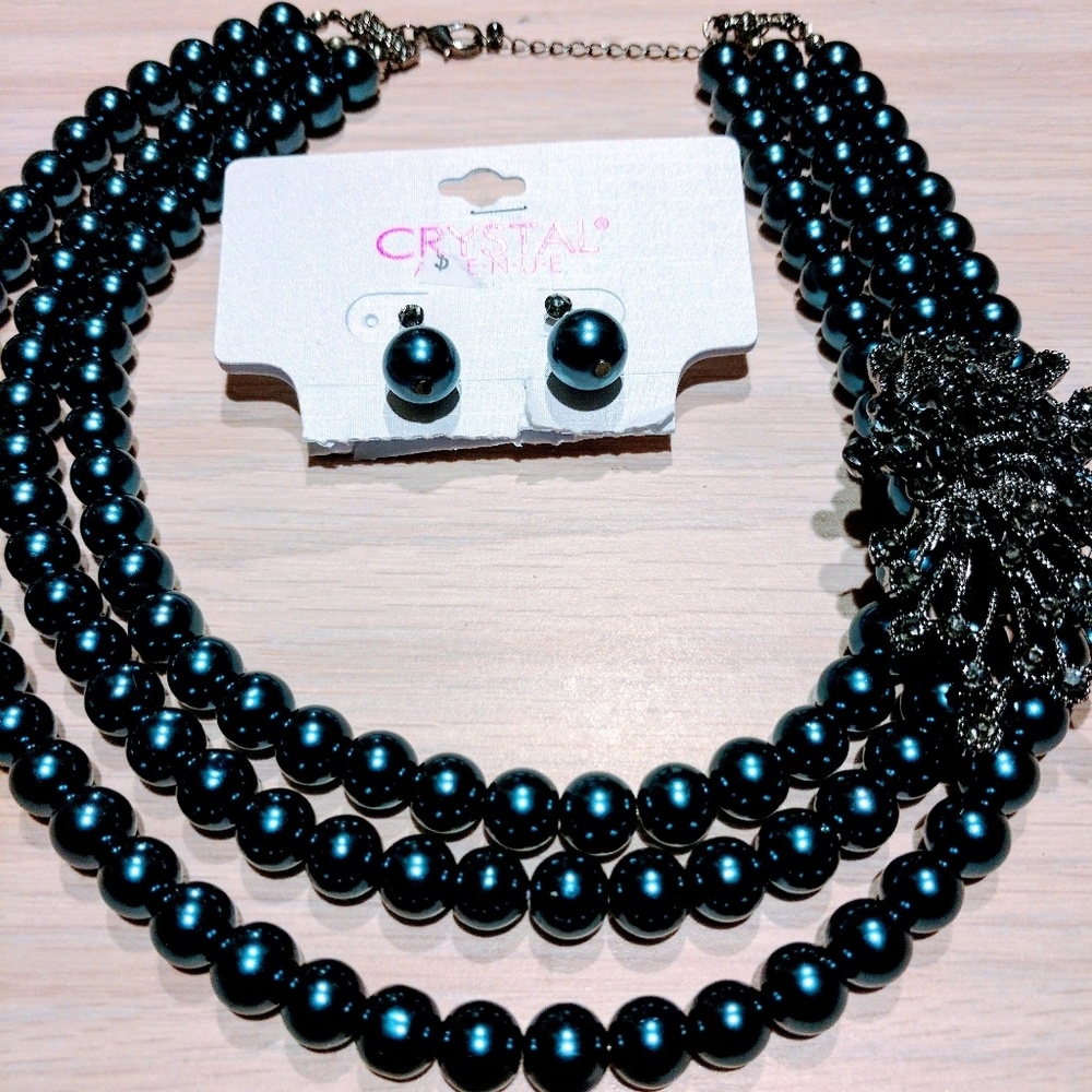 Costume Jewelry, Faux Pearl Necklace Earring Set