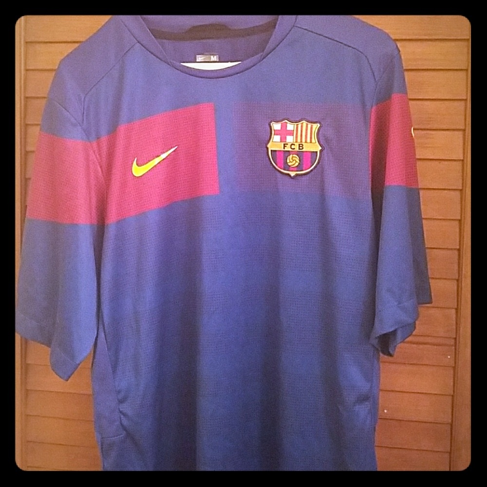 NIKE FC Barcelona DRY FIT training shirt.