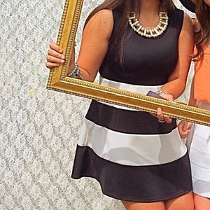 classy black and white dress 😍