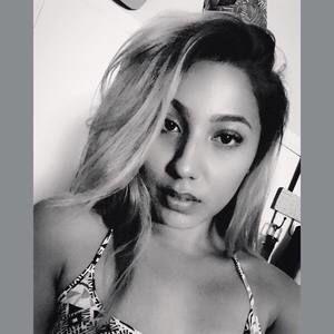 Meet your Posher, Karina