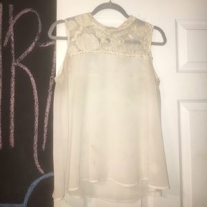 BEAUTIFUL dressy tank!
