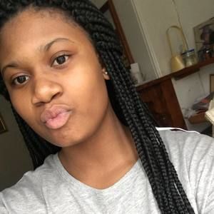 Meet your Posher, Aja