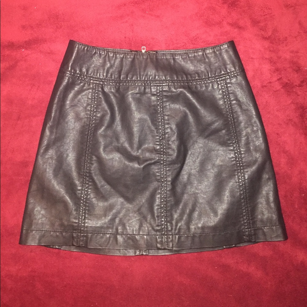 Leather skirt