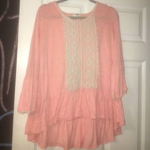 pink top!