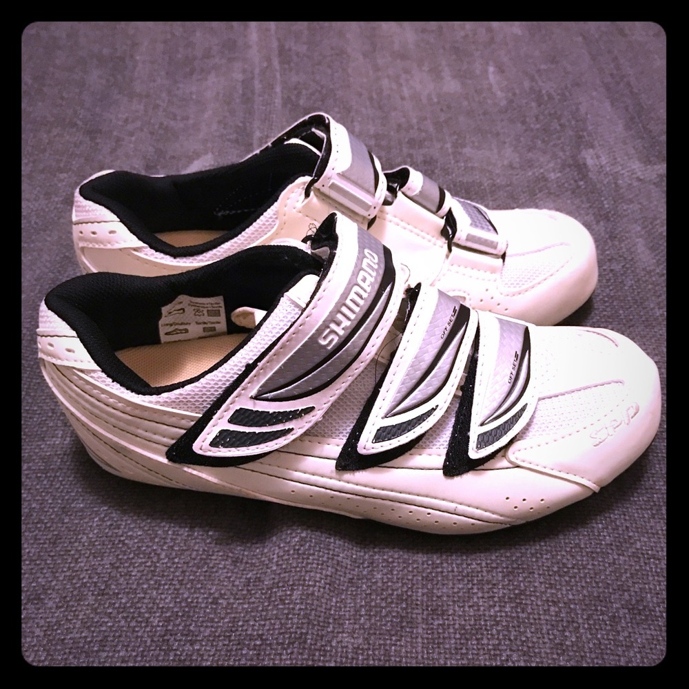Shimano cycling shoes in great condition