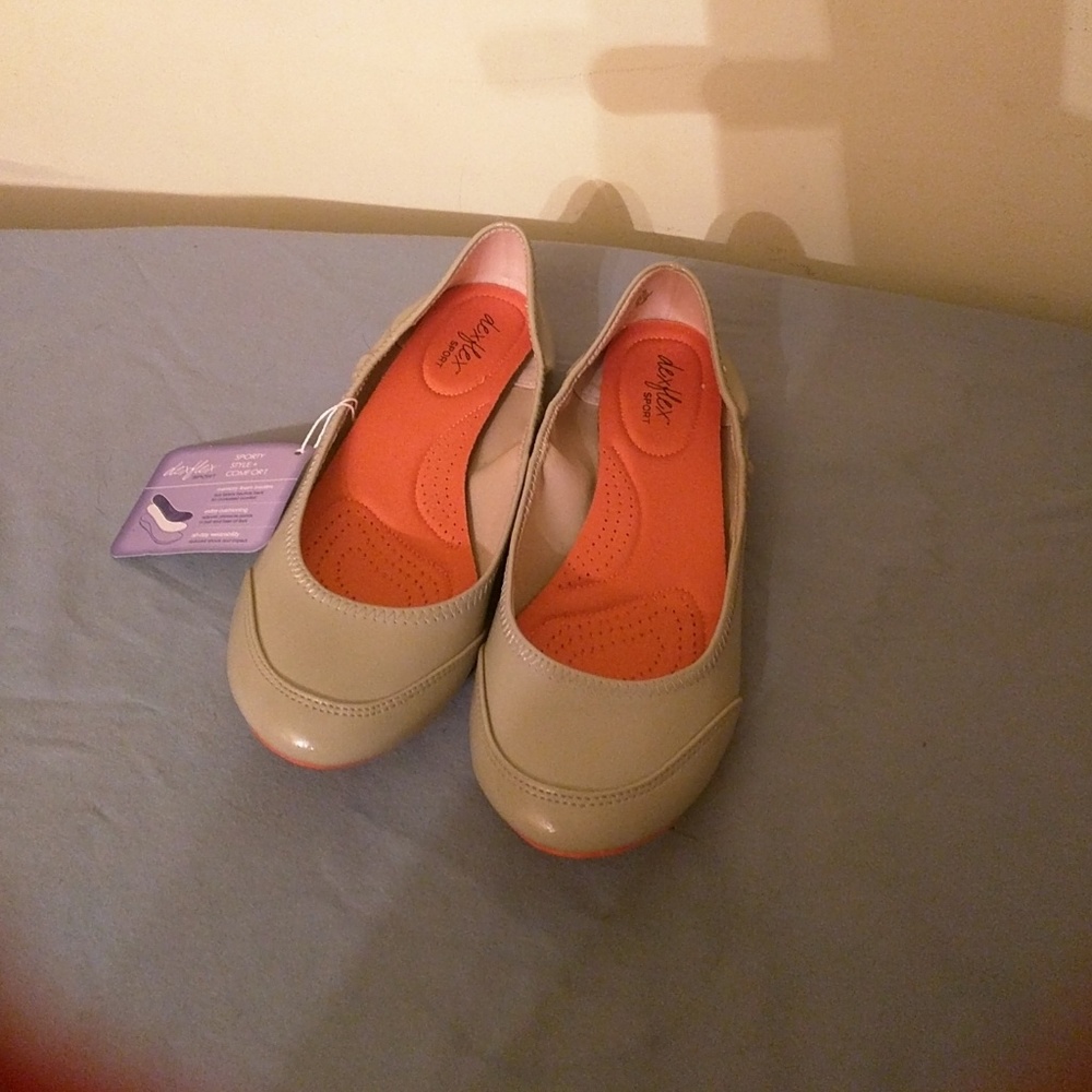 Dexflex sport shoes size 8 1/2