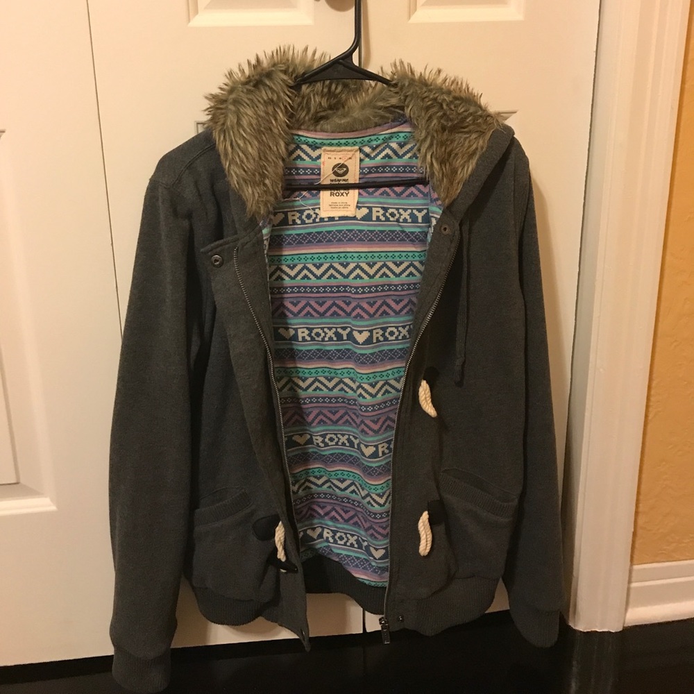 Roxy jacket with faux fur lining.
