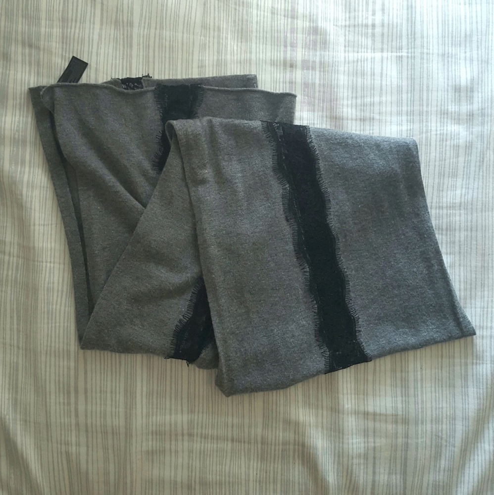 Y2K Express Lace Trim Scarf - Picture 1 of 1