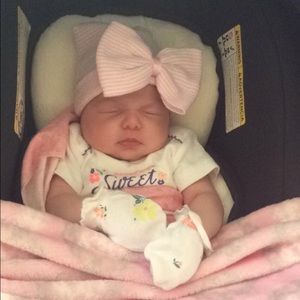 Meet your Posher, Shakira