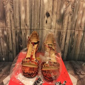 ❤️ BC x Della I Got It Platform Heel ❤️