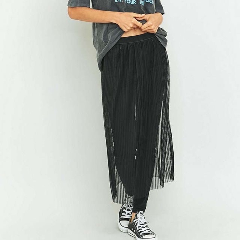 🍁FALL SALE🍁UO Pleated Midi Skirt