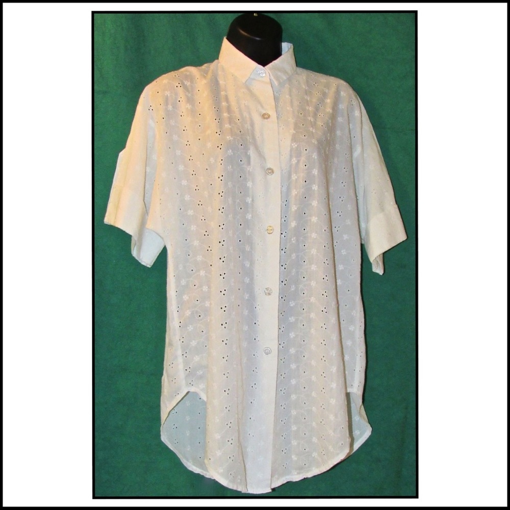 Terry Chicago Floral Embroidered Button Front Top