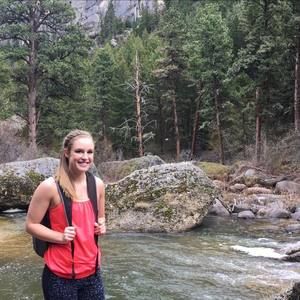 Meet your Posher, Brooke