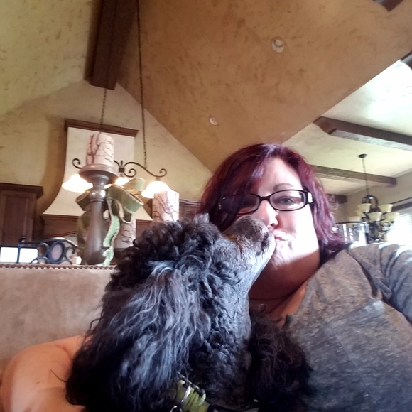 Meet your Posher, Kelly - Picture 3 of 8