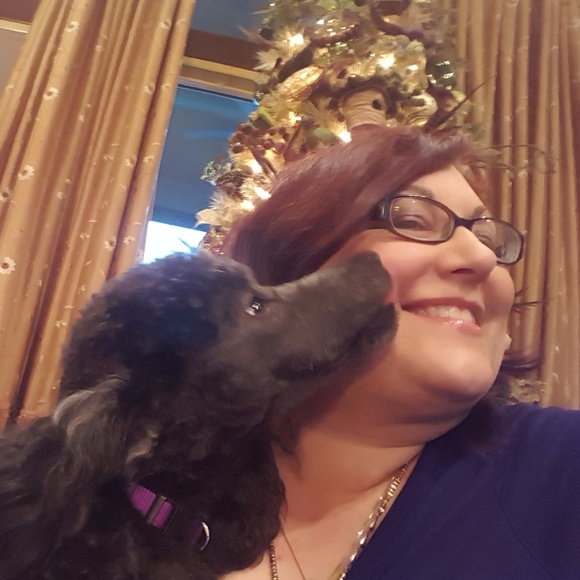 Meet your Posher, Kelly - Picture 2 of 8