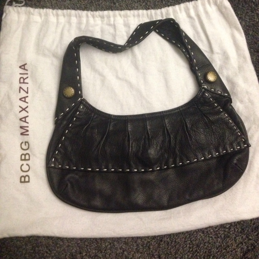 BCBG MAXAZRIA LEATHER SHOULDER PURSE