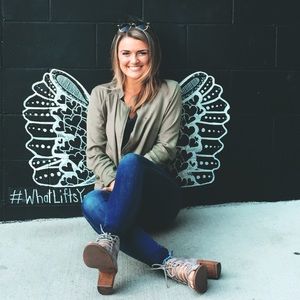 Meet your Posher, Nikki