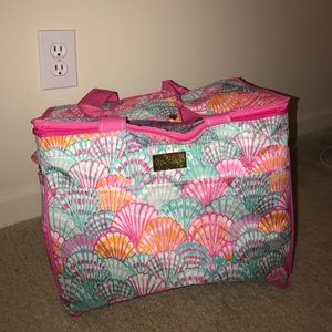 Iilly  Pulitzer cooler