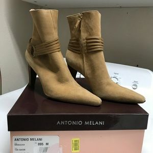 Women's boots