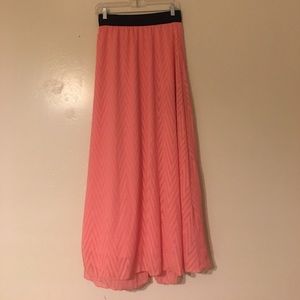 Stunning 2X LuLaRoe Skirt
