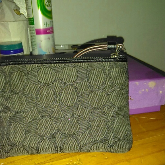 Coach purse n back pack/ wallet - Picture 3 of 3