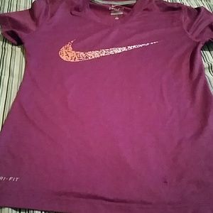 Girl's Nike Air shirt