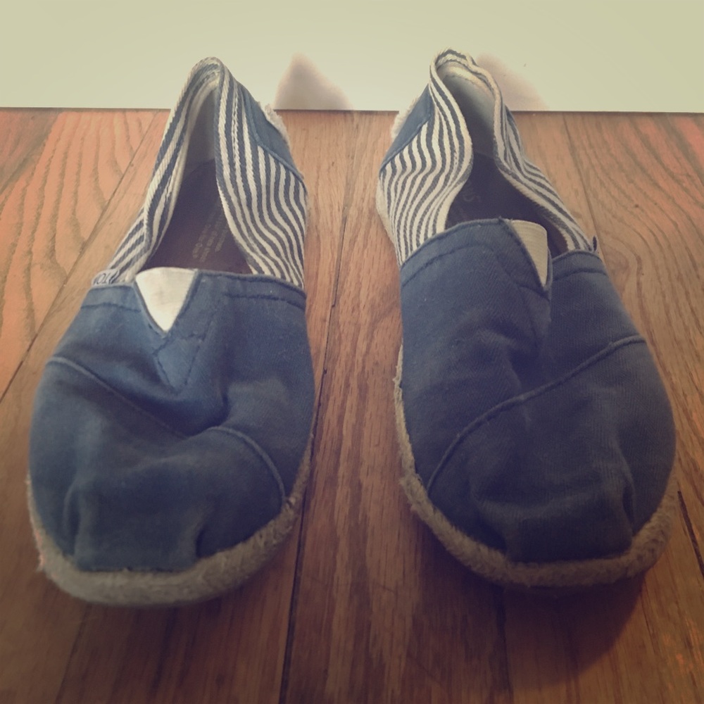 Striped Toms
