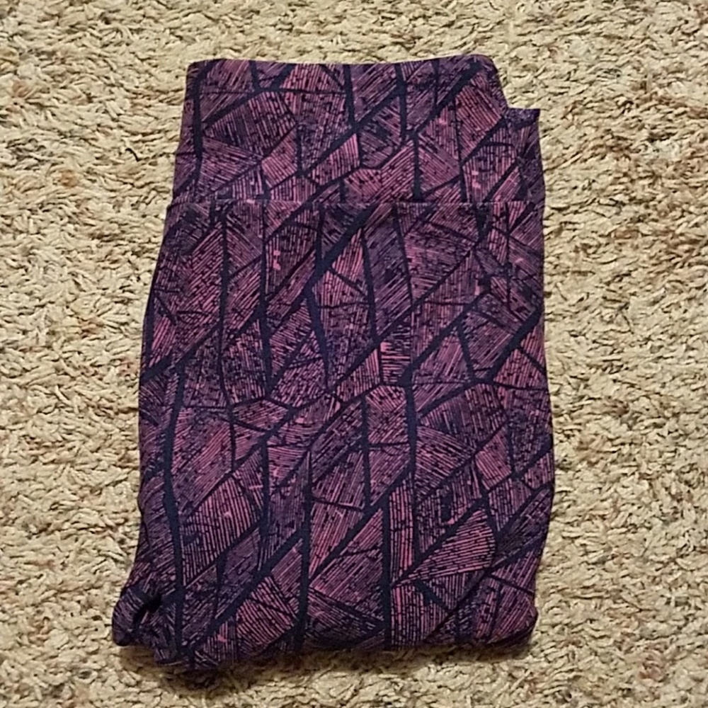 ❗FINAL PRICE❗New lularoe os leggings
