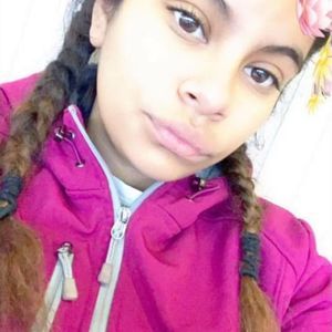 Meet your Posher, Analia