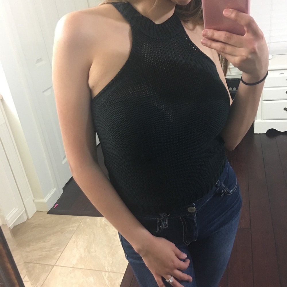 Black crop top