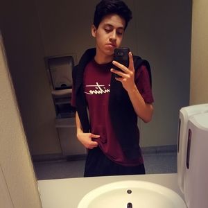 Meet your Posher, Alex