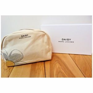 Marc Jacobs Daisy Cosmetic Pouch Travel Makeup Bag