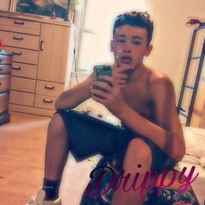 Meet your Posher, Logan