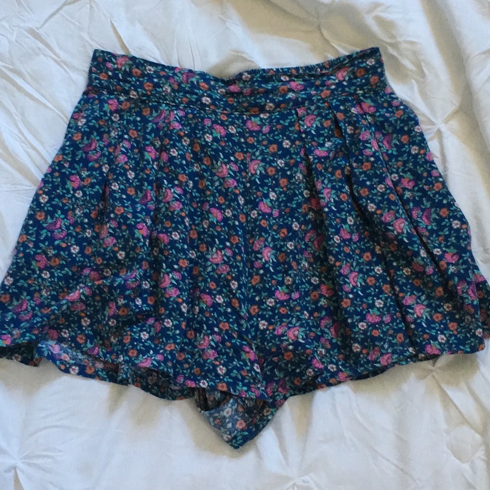 Aeropostale Floral Shorts Size S