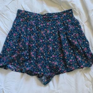 Aeropostale Floral Shorts Size S