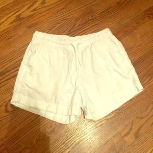 Old Navy white shorts