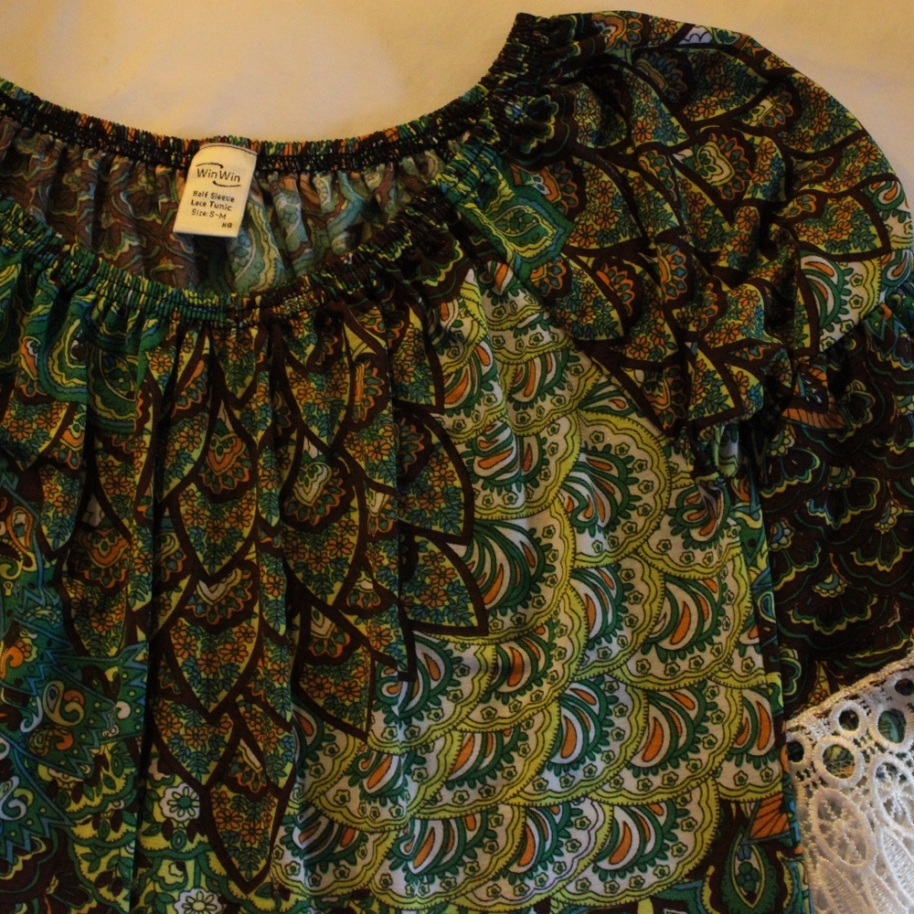 Win Win Half Sleeve Lace Tunic