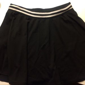 black skater skirt