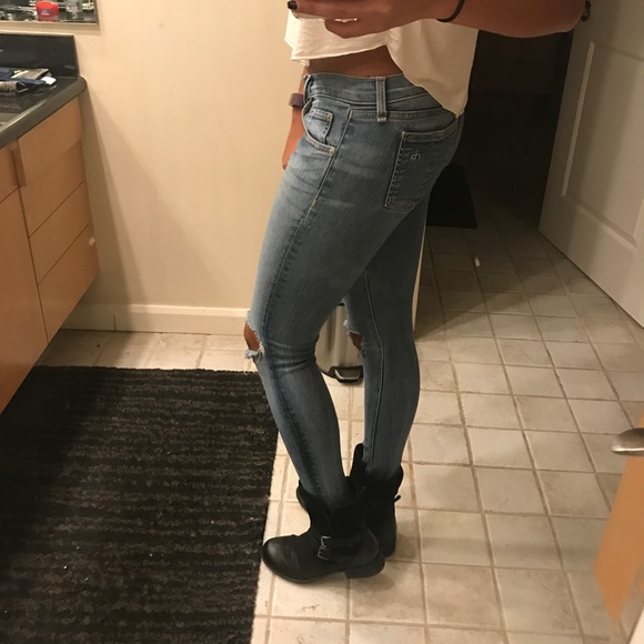 Destroyed Rag & Bone Jeans - Picture 4 of 4