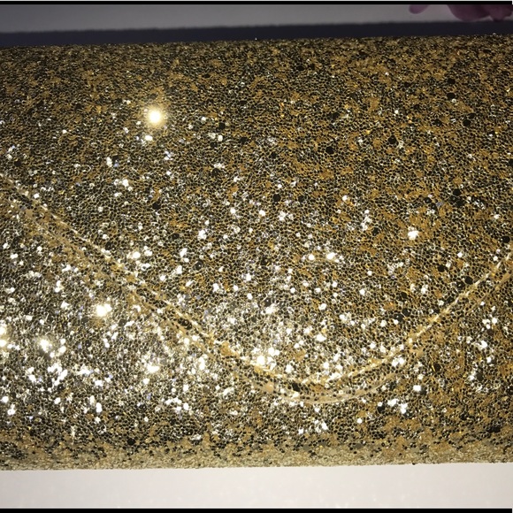 Beautiful gold and glittery clutch /shoulder purse - Picture 4 of 8