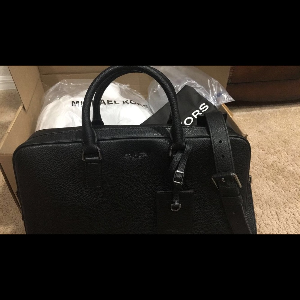 24HR FLASH SALE - A STEAL!