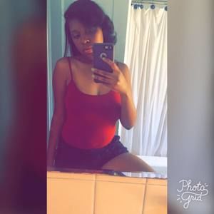 Meet your Posher, Pamela