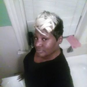 Meet your Posher, Keisha
