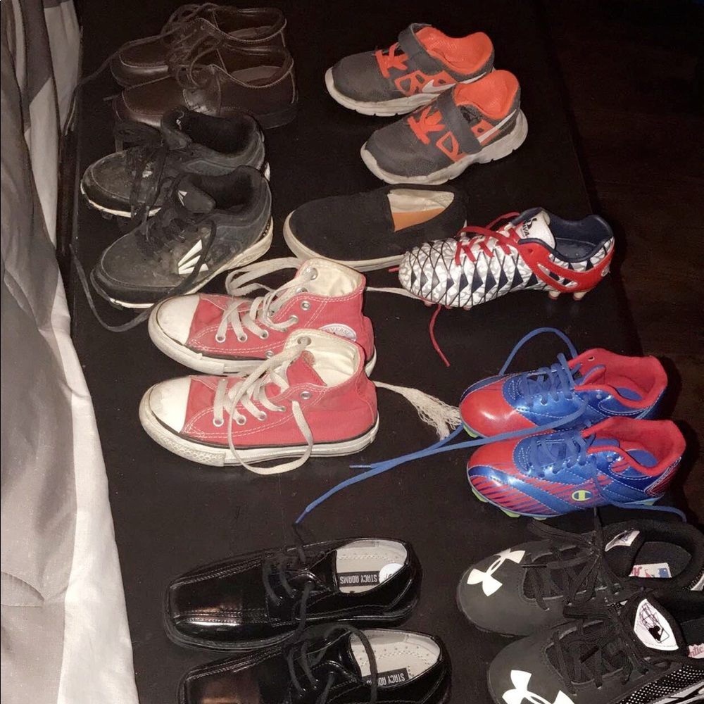 Boys shoes